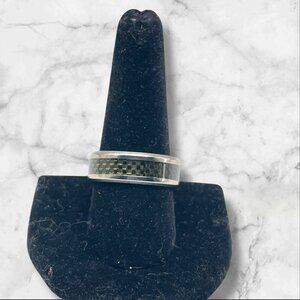 8mm Men’s Titanium Ring Size 10 With Carbon Fiber Inlay & Beveled Edges Size 10